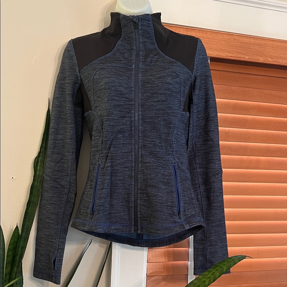 Lululemon Size 6 Full Zip Sweatshirt